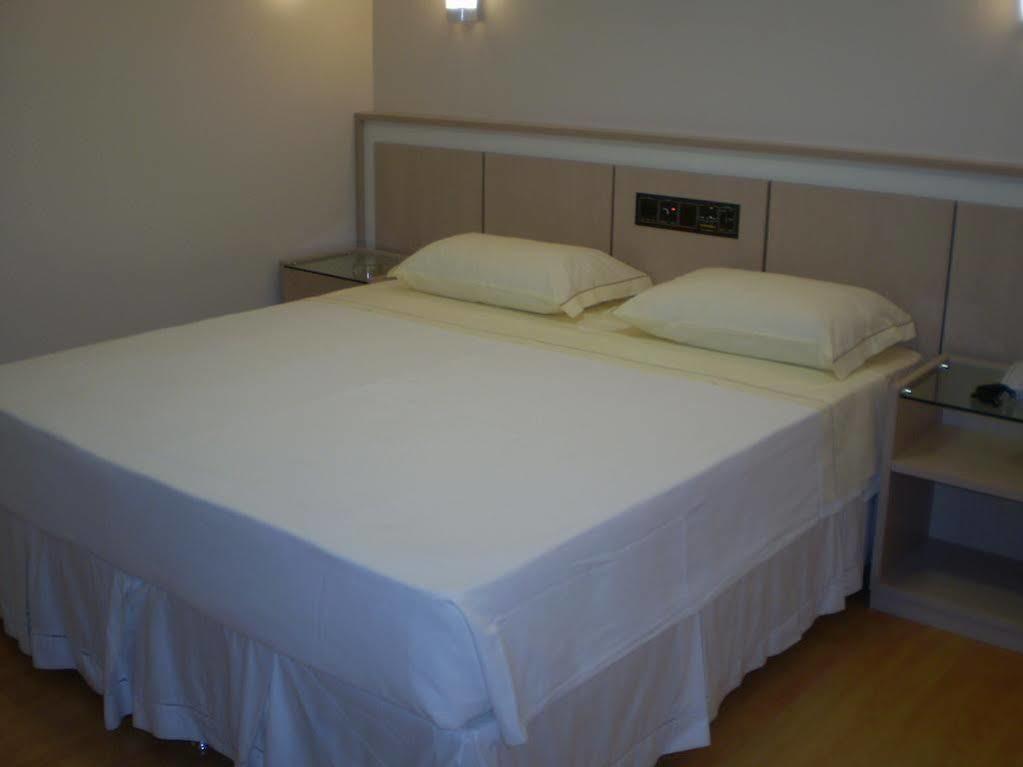 Hotel Torre Sol Balneário Camboriú Esterno foto